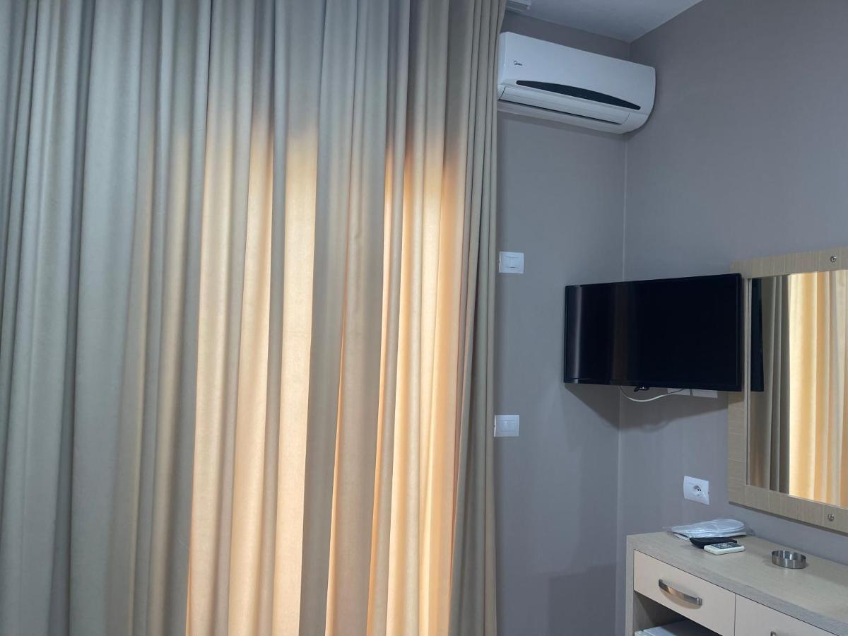 דרמי Season Inn מראה חיצוני תמונה
