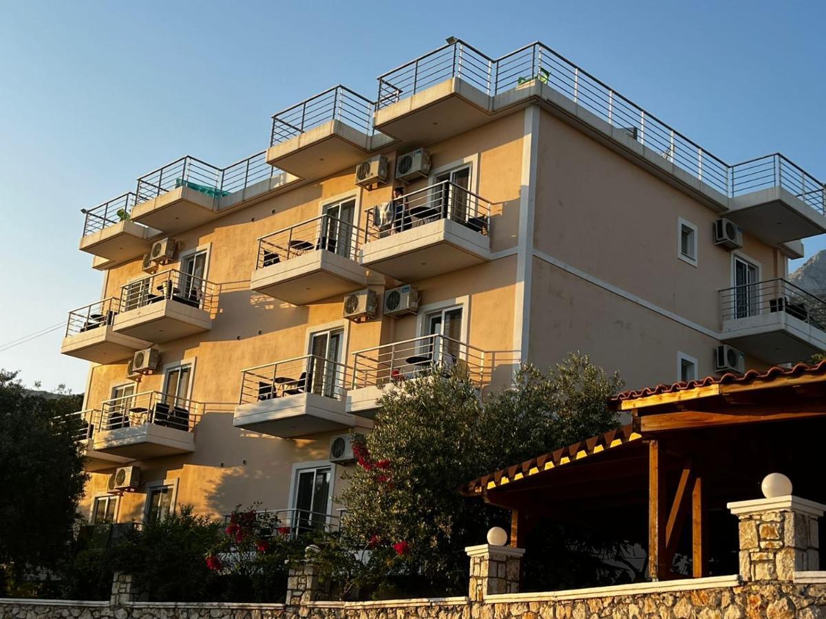 דרמי Season Inn מראה חיצוני תמונה